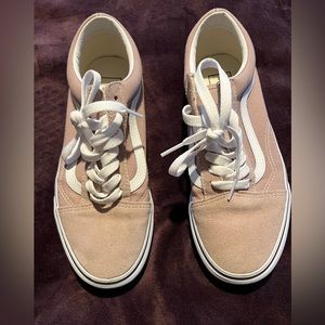 VANS OLD SKOOL in the color ETHEREA